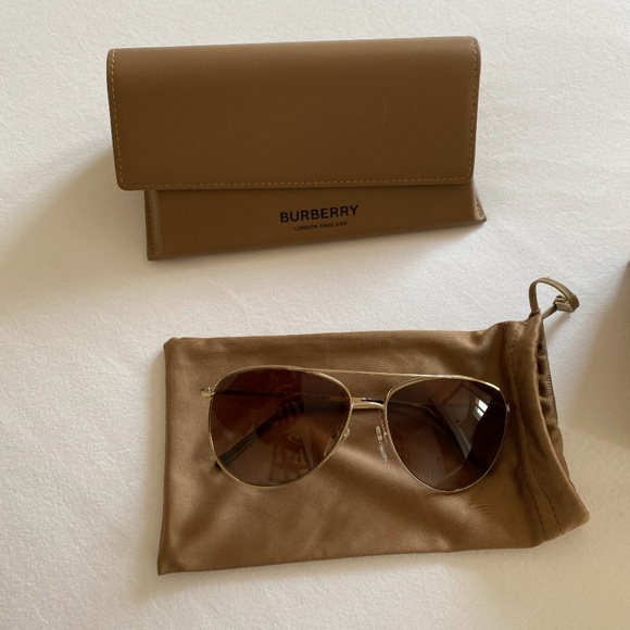 Burberry Sunglasses - Picture 1 of 8